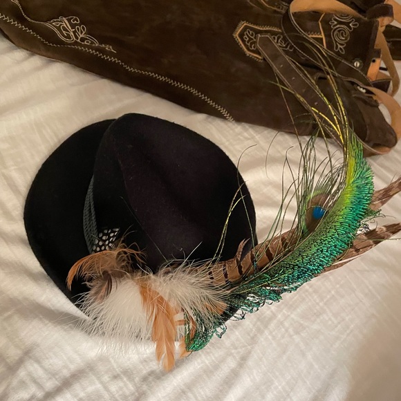 Men’s Authentic Lederhosen - Picture 6 of 7